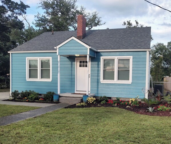 The Sugar Shack close to Atlantic Beach Bridge Morehead City Vrbo