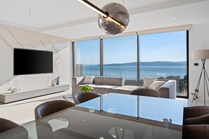 TV, video games - Seaview villa with Wellness, Dreams Of Dalmatia II<br>Private and heated 32sqm pool, Wellness zone with a Hot-Tub, Gym, Cinema room, and 4 en-suite bedrooms, 230m from the beach in Baska Voda (Baska Voda)