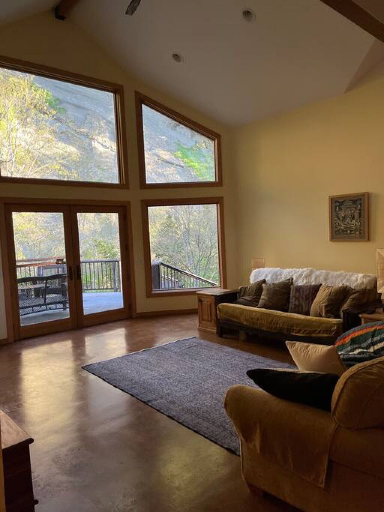 Redwood Creek Getaway!