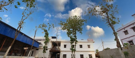 Fachada del alojamiento