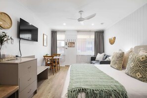 1 bedroom, iron/ironing board, WiFi, bed sheets