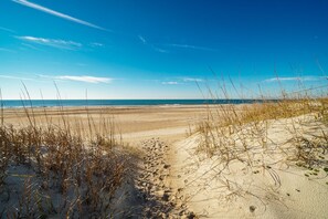 Nær stranden