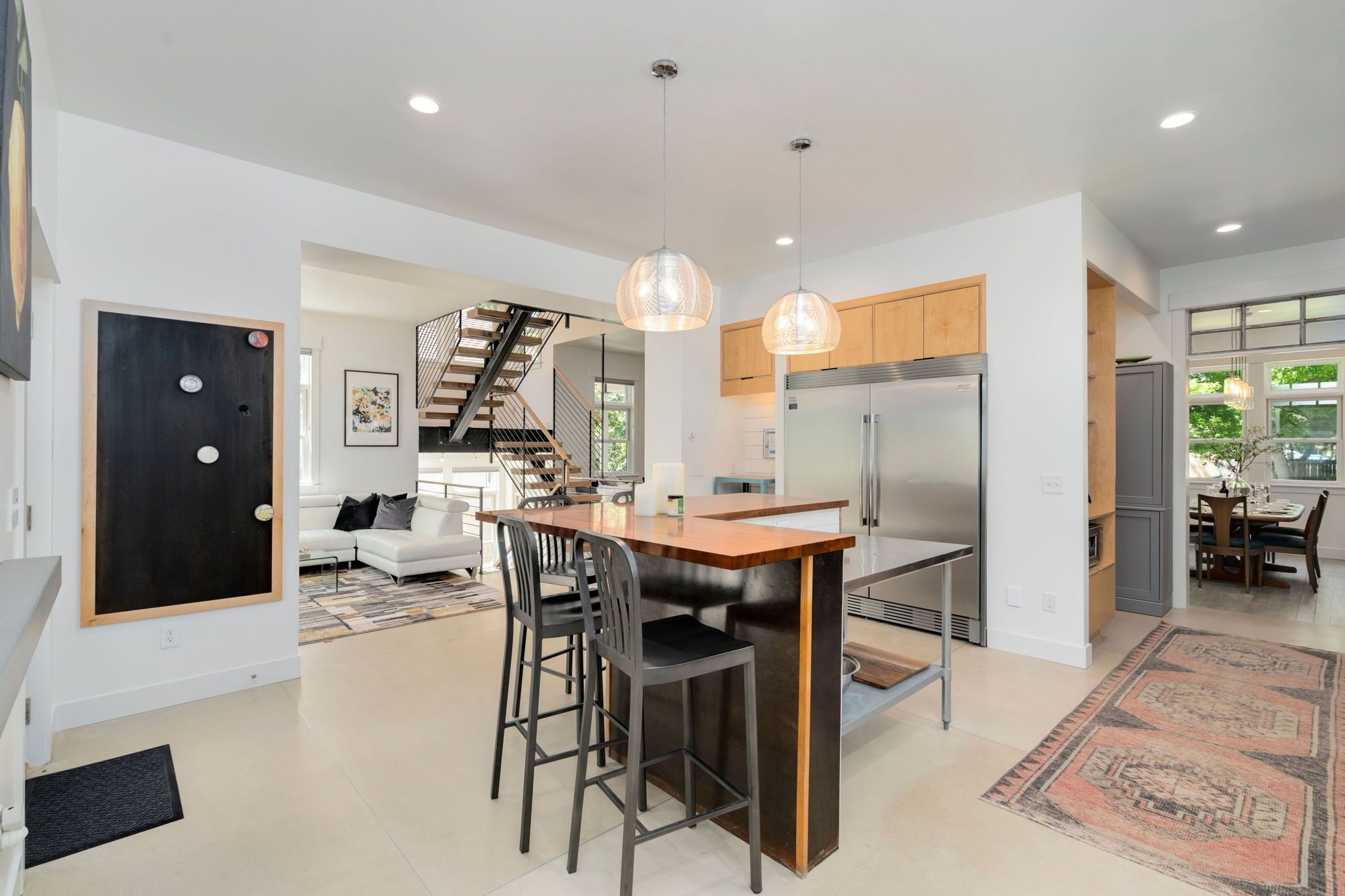 Old Town Oasis – Spacious Artisan Home in Old Town