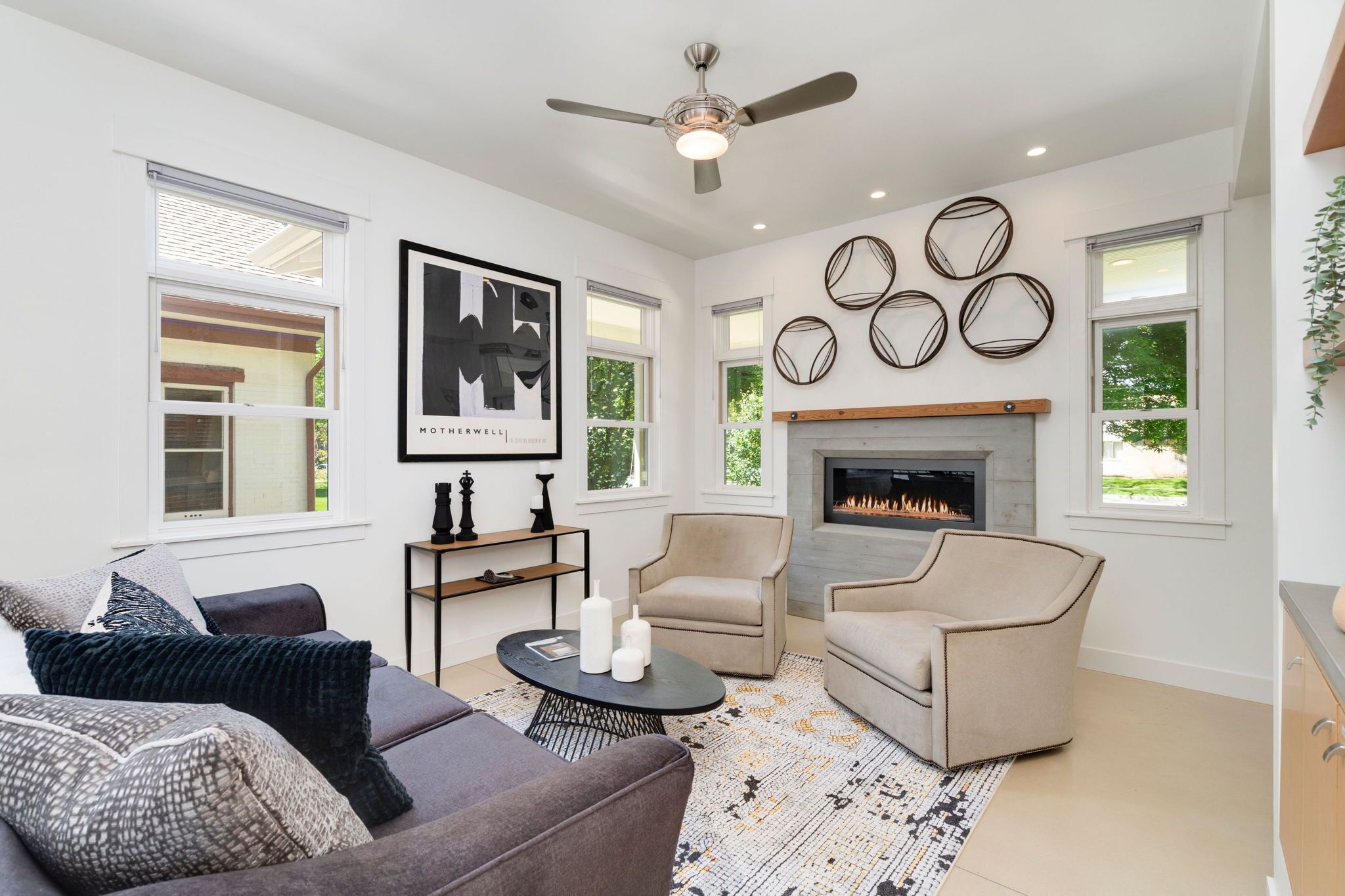 Old Town Oasis – Spacious Artisan Home in Old Town