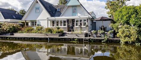 House | Exterior