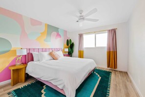 4 habitaciones, tabla de planchar con plancha, wifi y ropa de cama 