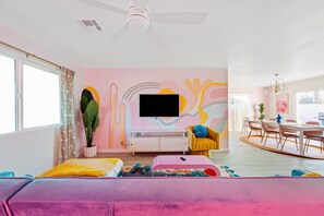 TV - Playful 4BR retreat w/ heated pool & backyard (Scottsdale)