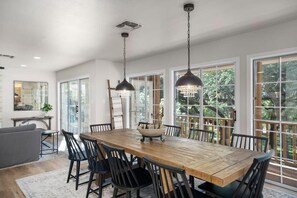 Dining - Rio Ranchito, Hot tub, River front, Fire Pit! (Stonewall)