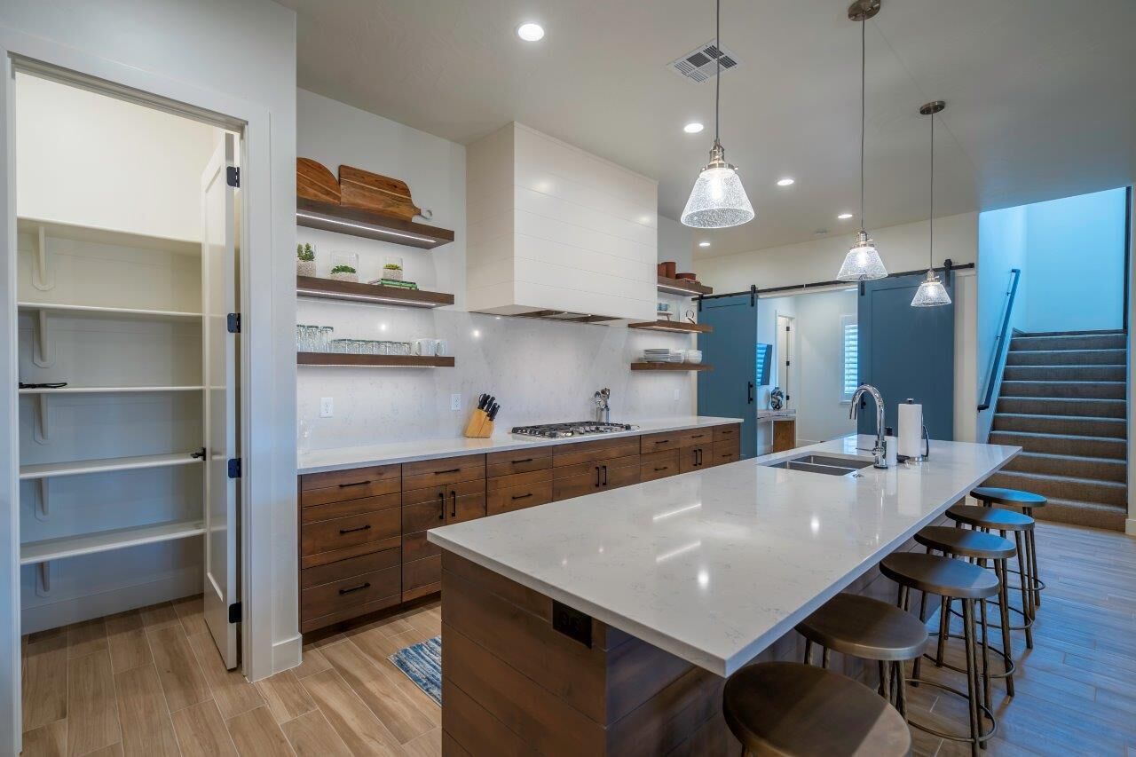 Arcadia 64 | Private Hot Tub * Views * Arcade * Pool Table