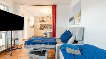 4 bedrooms, individually furnished, bed sheets