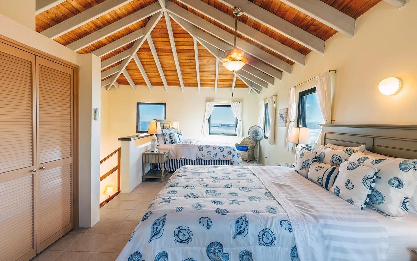 2 quartos, Wi-Fi de cortesia, roupa de cama