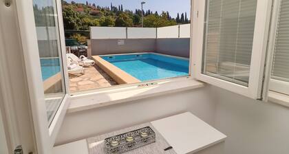 Villa Ivana - Three-bedroom Villa With Private Pool