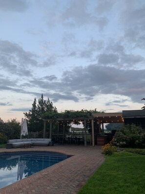 A heated pool - Farmhouse in Cutchogue (Cutchogue)