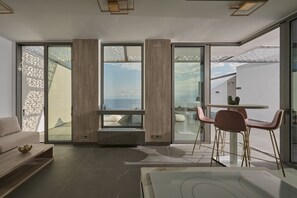 Télévision à écran plat