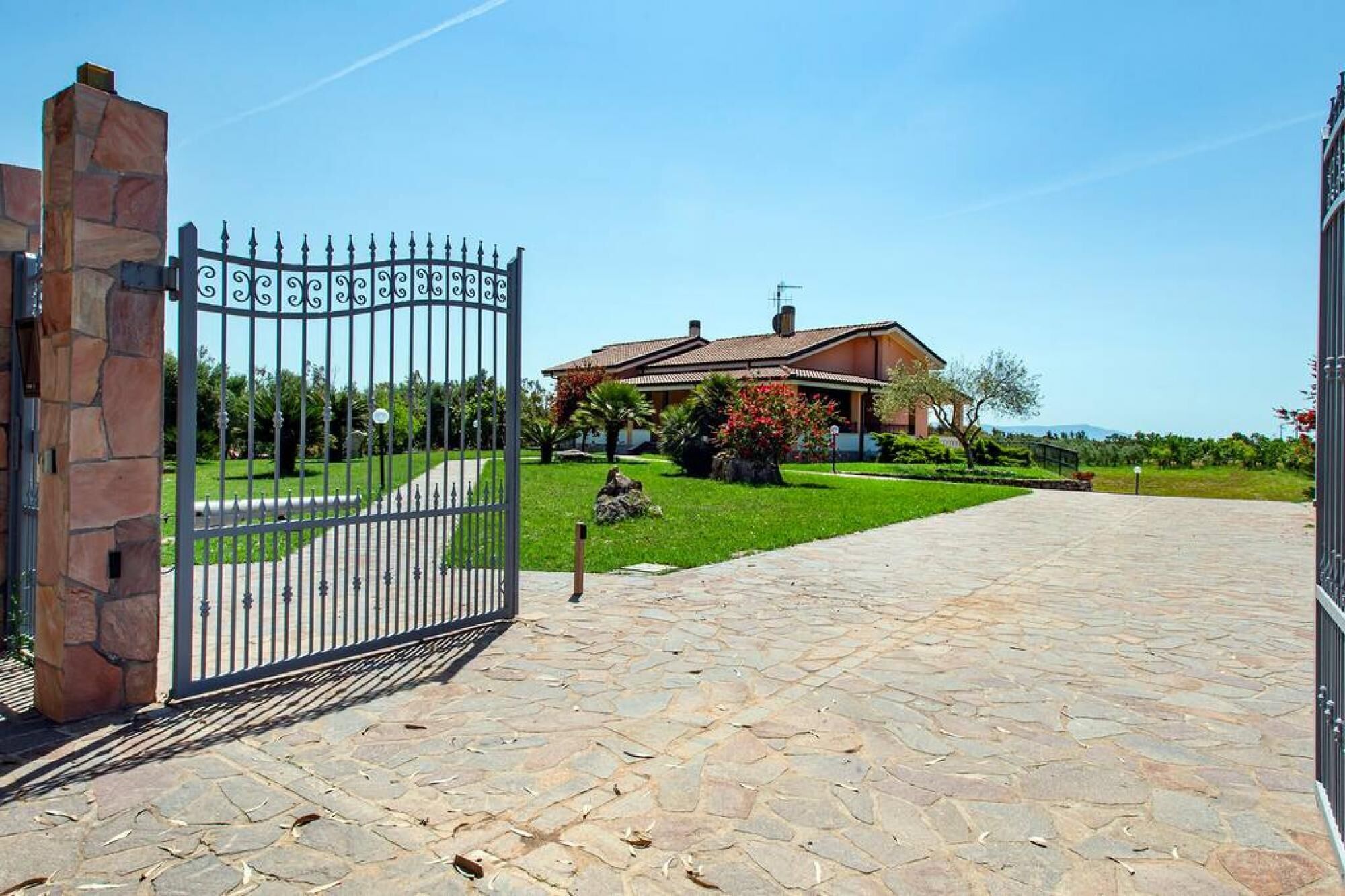 Welcomely - Albarosa