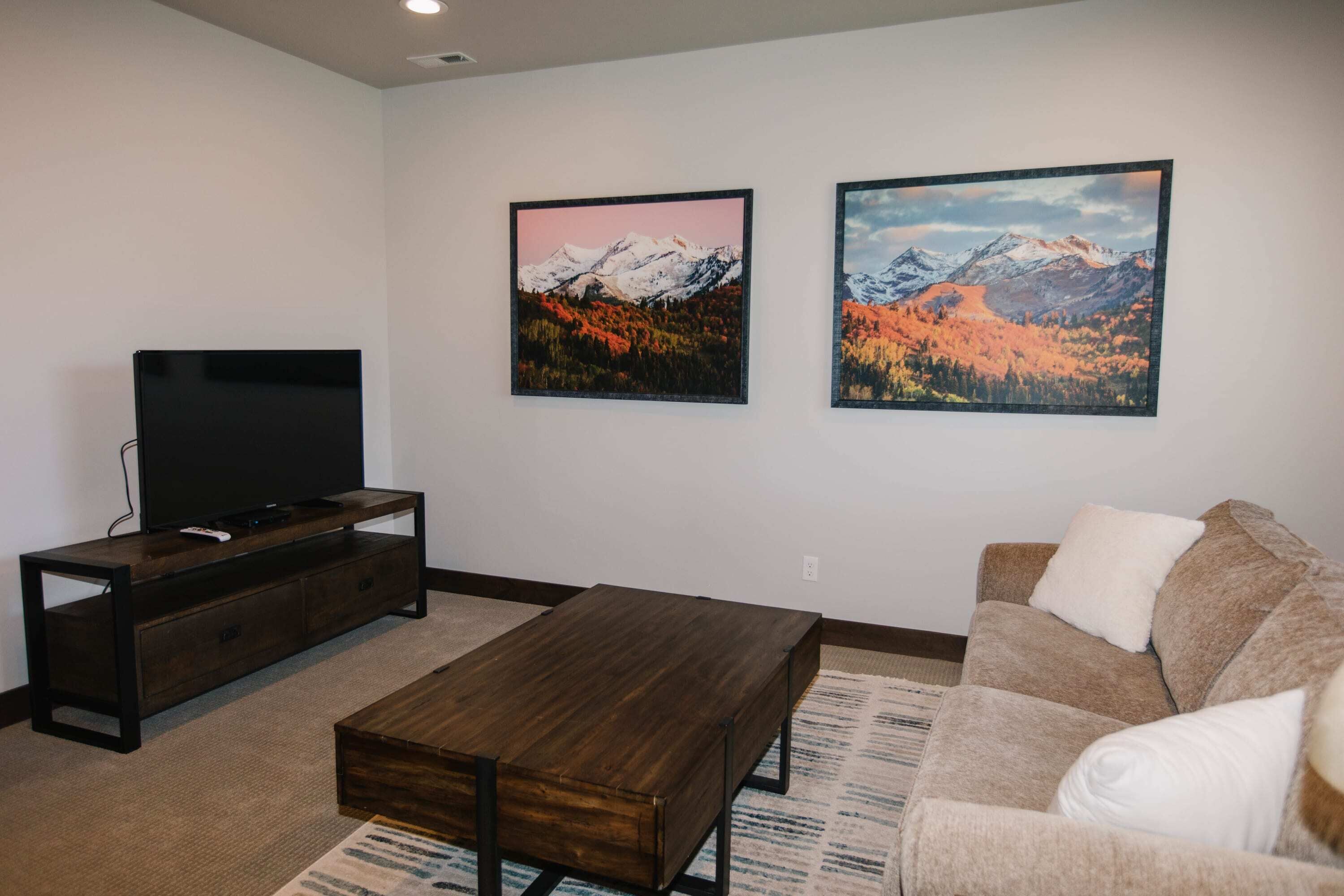 Family Fun - Game loft - 3BR3BA sleeps 9