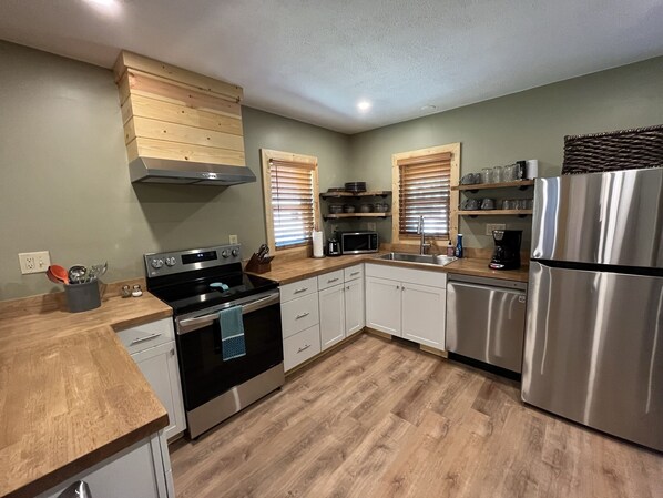 Microwave, oven, stovetop, dishwasher