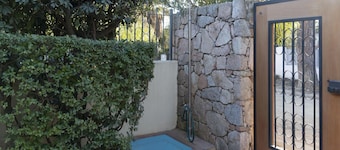 Welcomely - Sa Murta-il Mirto