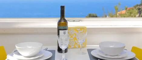 تناول الطعام