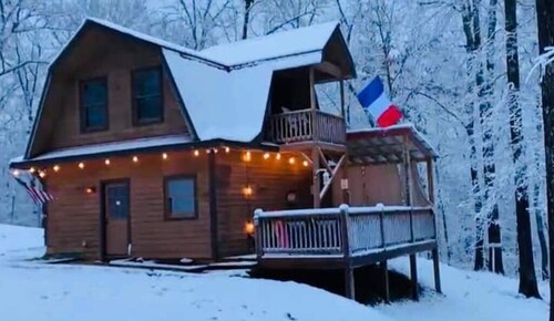 La Petite Maison - French Inspired Chalet