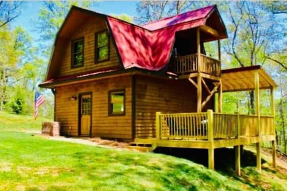 La Petite Maison - French Inspired Chalet