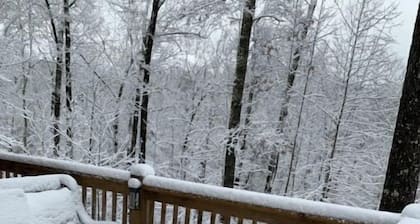 La Petite Maison - French Inspired Chalet