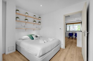 2 quartos, ferros/tábuas de passar roupa, Wi-Fi de cortesia