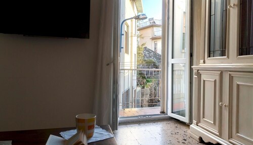 Welcomely - Billy s House