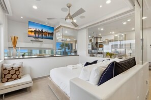 3 bedrooms, iron/ironing board, WiFi, bed sheets - South Mission Beach 5 | Oceanfront 3BR (San Diego)