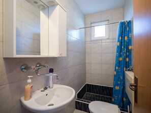 Apartment | Badezimmer | Dusche