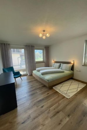 2 bedrooms, internet
