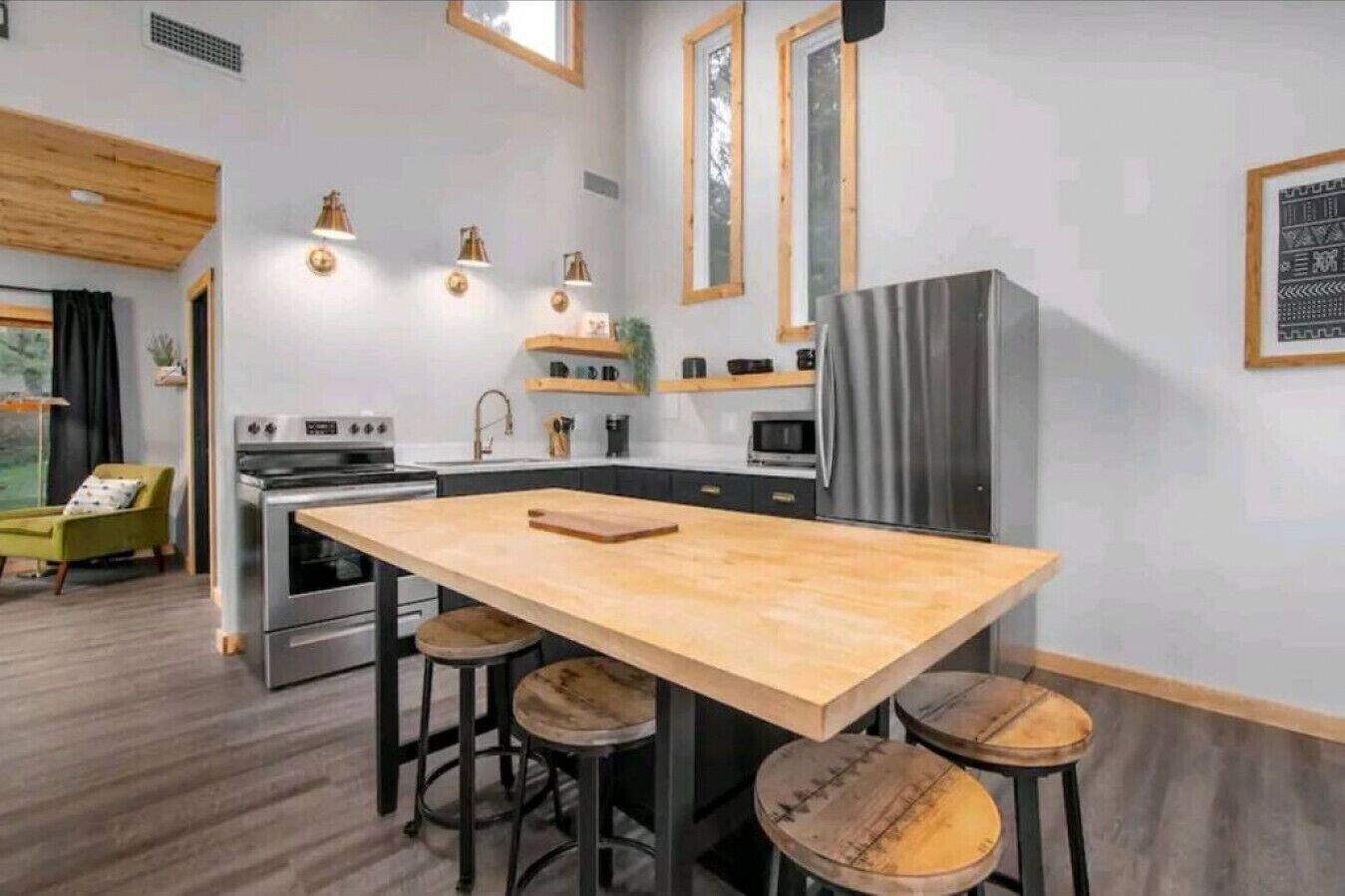 The Hard to Find Cabin