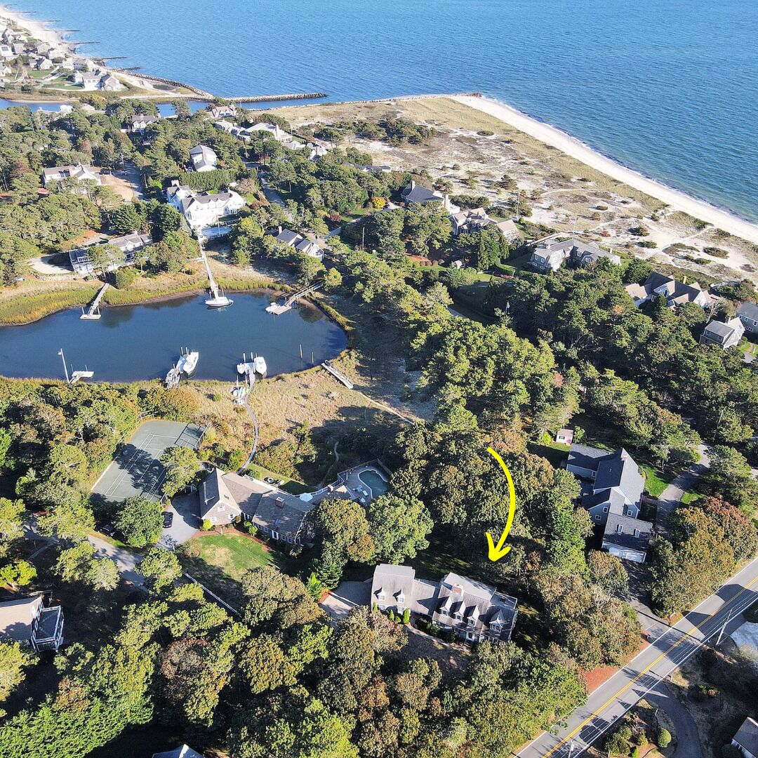 Spacious Home with Private Deeded Association Beach Access
