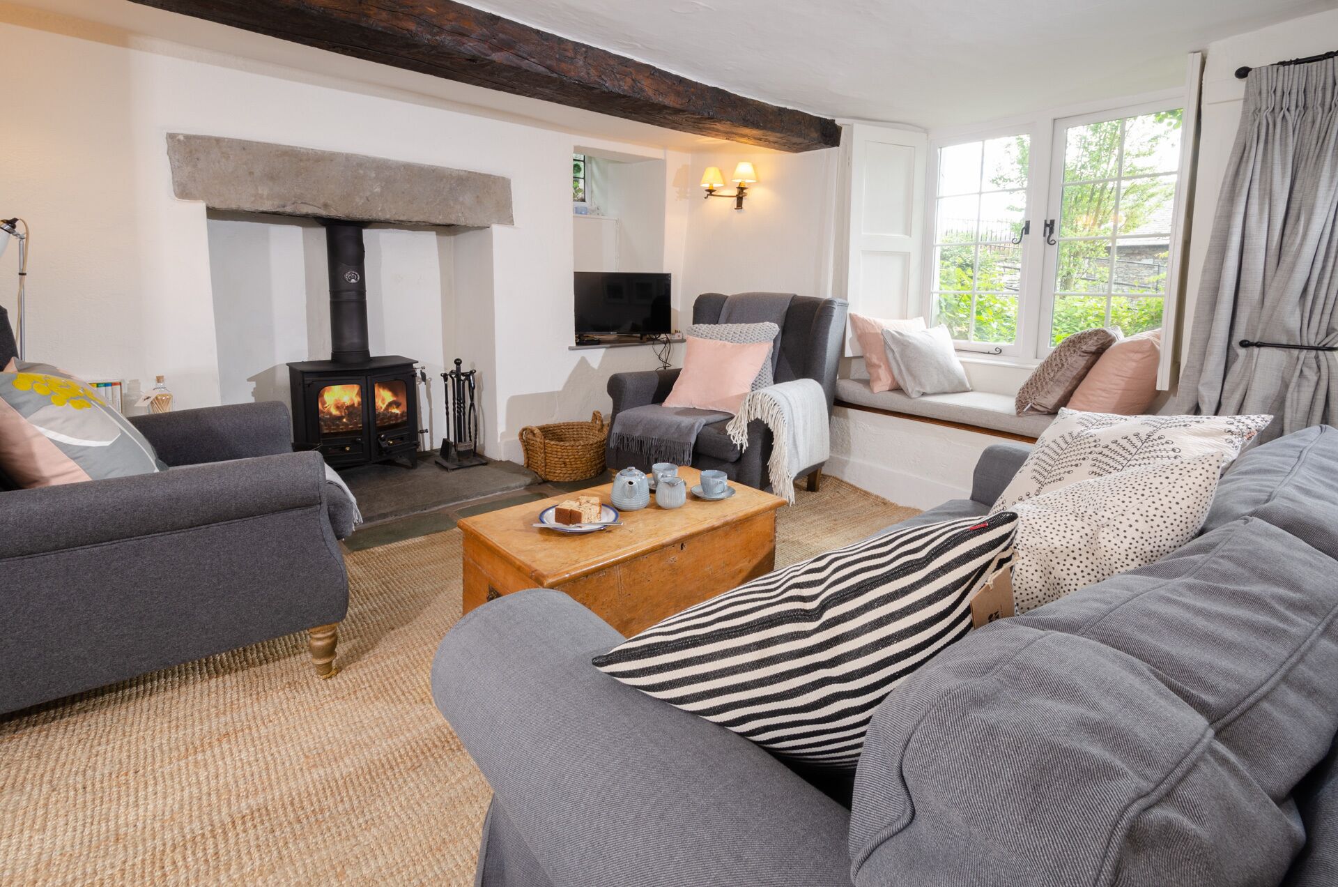 تلفزيون، مدفأة