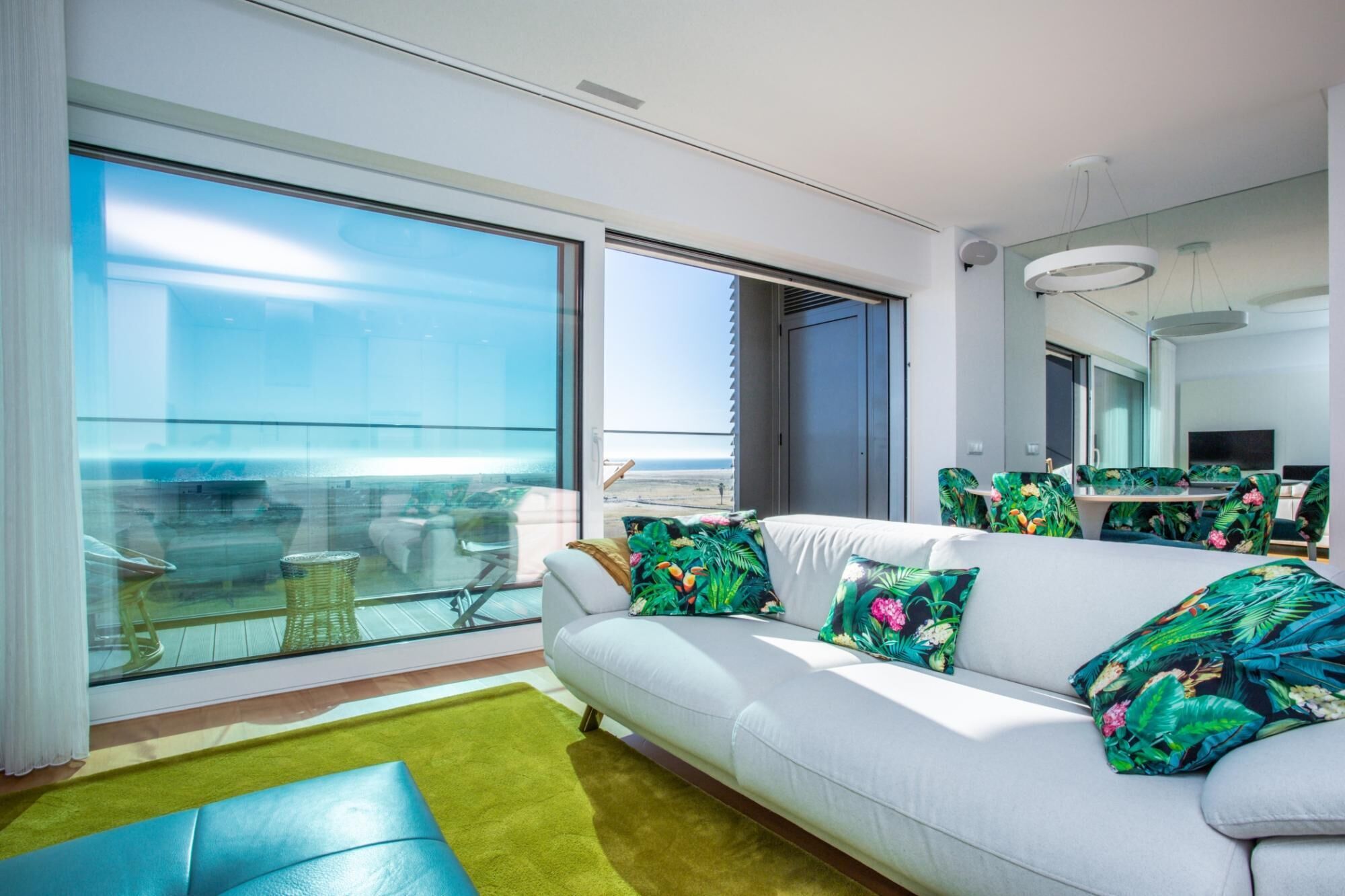 Acqua House by Rent4all