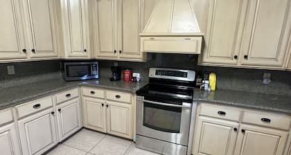 Spacious 4BR and 5RR Spanish Hacienda with Private Pool