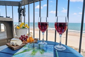 Outdoor dining - Crescent Towers II 608 - Oceanfront 2 BR Condo (North Myrtle Beach)