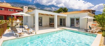 Villa Kira - Two Bedroom Villa, Sleeps 4