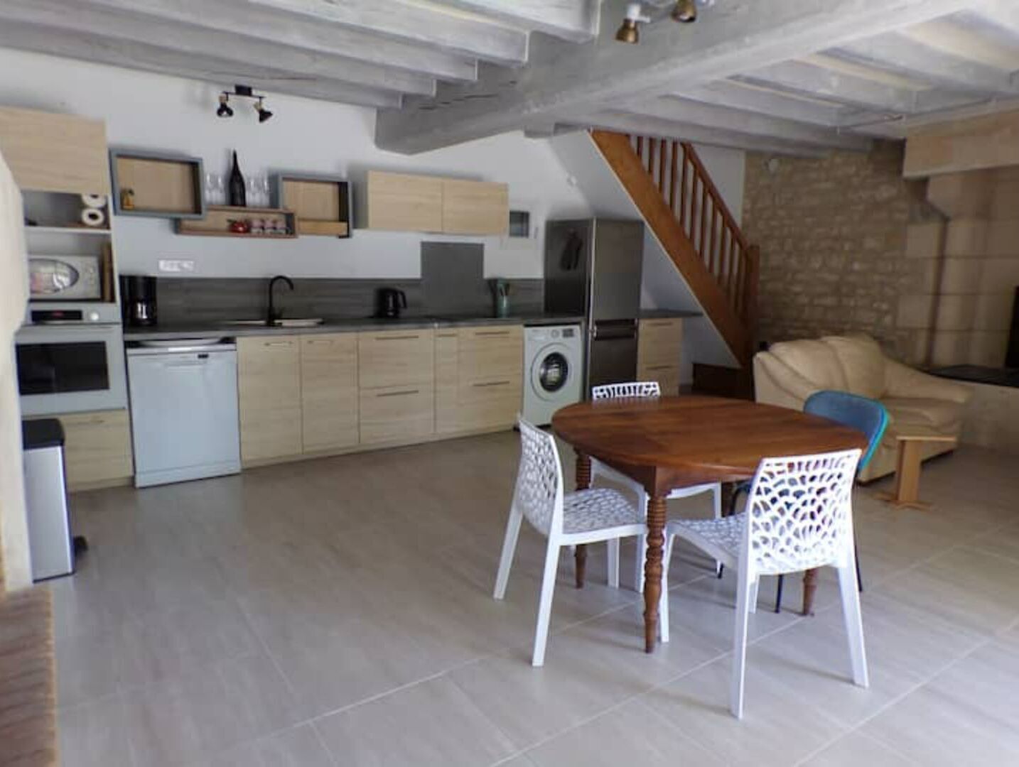 Maison de Campagne Avec Jardin et Parking Clos