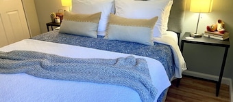 Avenue of the Giants Caraway Cottage (#3)