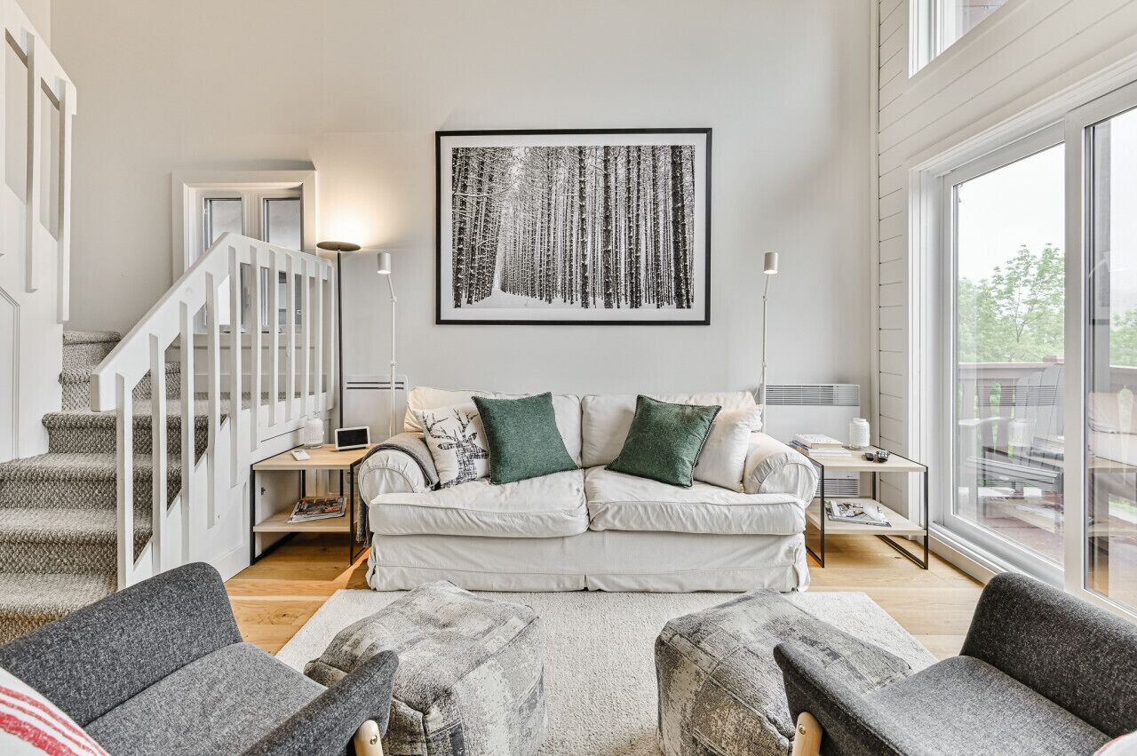 Unit 469 - Hotel du Lac, Mont-Tremblant · Mountain & Lake View Condo in Mont-Tremblant