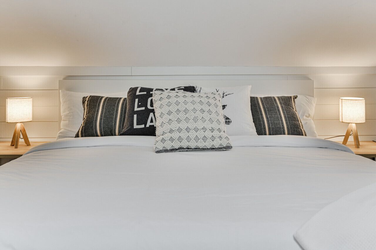 Unit 469 - Hotel du Lac, Mont-Tremblant · Mountain & Lake View Condo in Mont-Tremblant