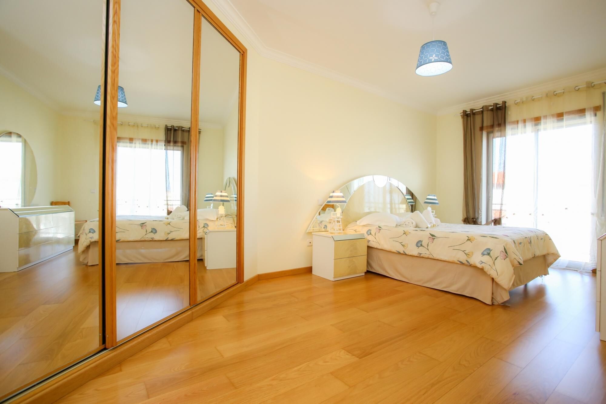 Atlantic Ocean Pool Apartment