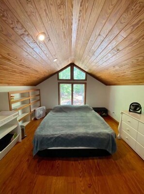 4 habitaciones, cuna de viaje y wifi 