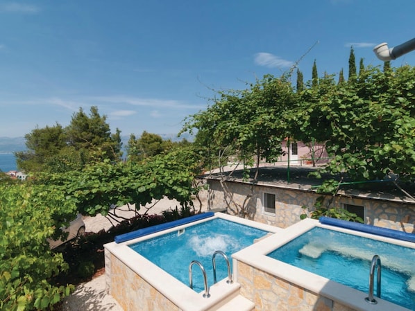 House | Pool | Outdoor pool - Holiday Home Blossom - Four Bedroom Holiday Home With Outdoor Pool and Jacuzzi - (Supetar)