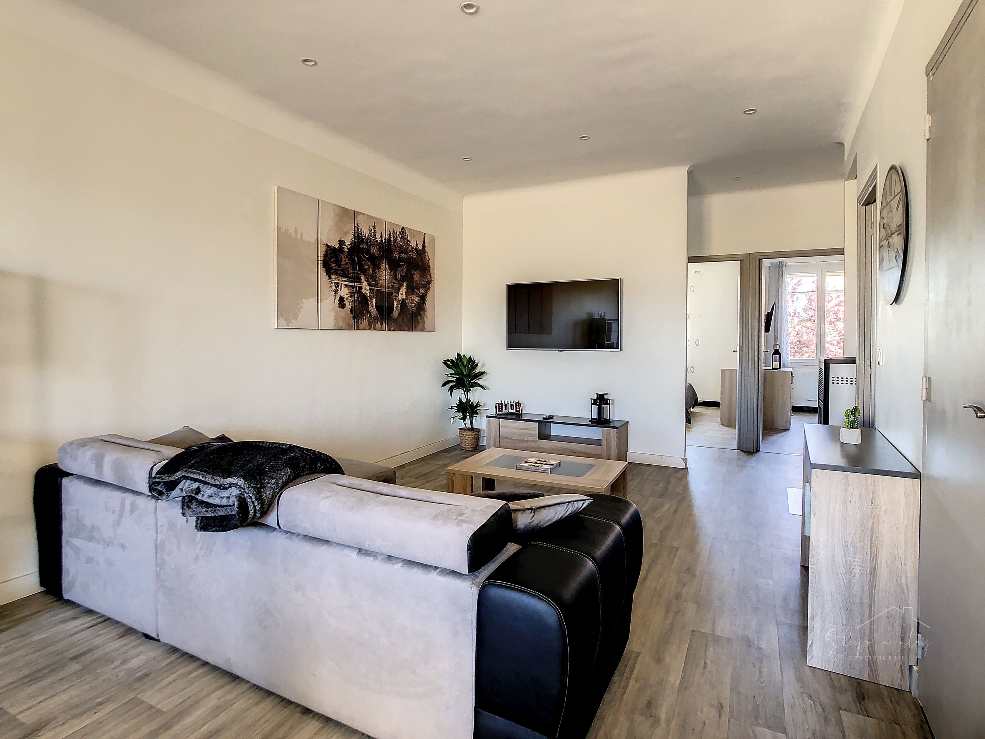 Homps - Appartement Avec Terrasse 4 Personnes