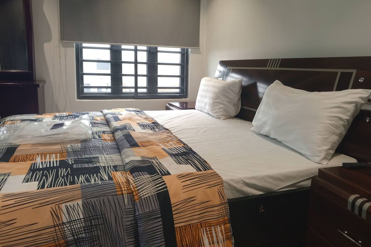 Egyptian cotton sheets, premium bedding, desk, laptop workspace