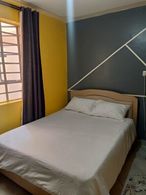 1 soverom, strykejern/-brett, wi-fi og sengetøy