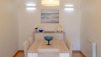 2 عدّة غرف نوم