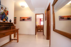2 bedrooms - Brasil Avenue by Rent4all (Figueira da Foz)